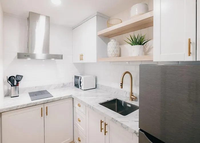 Сasa de vacaciones Modern Coastal Design 1 Br Golf View Bgc Manila