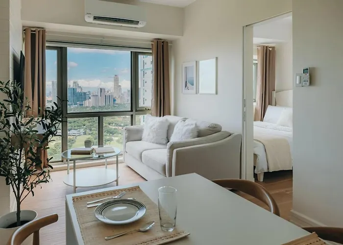 Modern Coastal Design 1 Br Golf View Bgc Manila