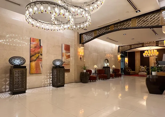 Modern Coastal Design 1 Br Golf View Bgc * Manila